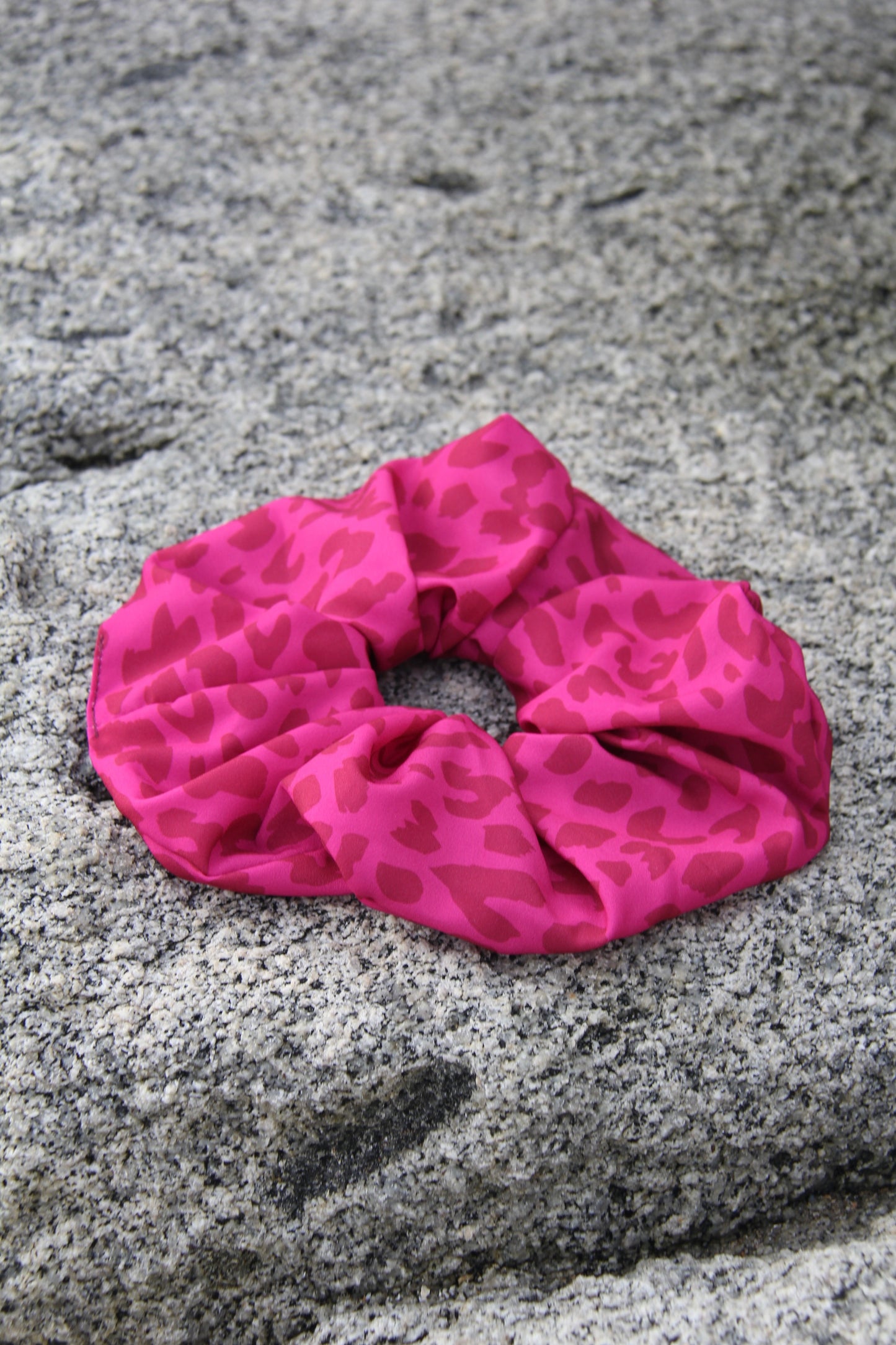Scrunchie Pink Leopard - Macodesign