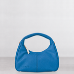 Cartera Cala Blue, vista de producto en estudio