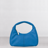 Cartera Cala Blue, vista de producto en estudio