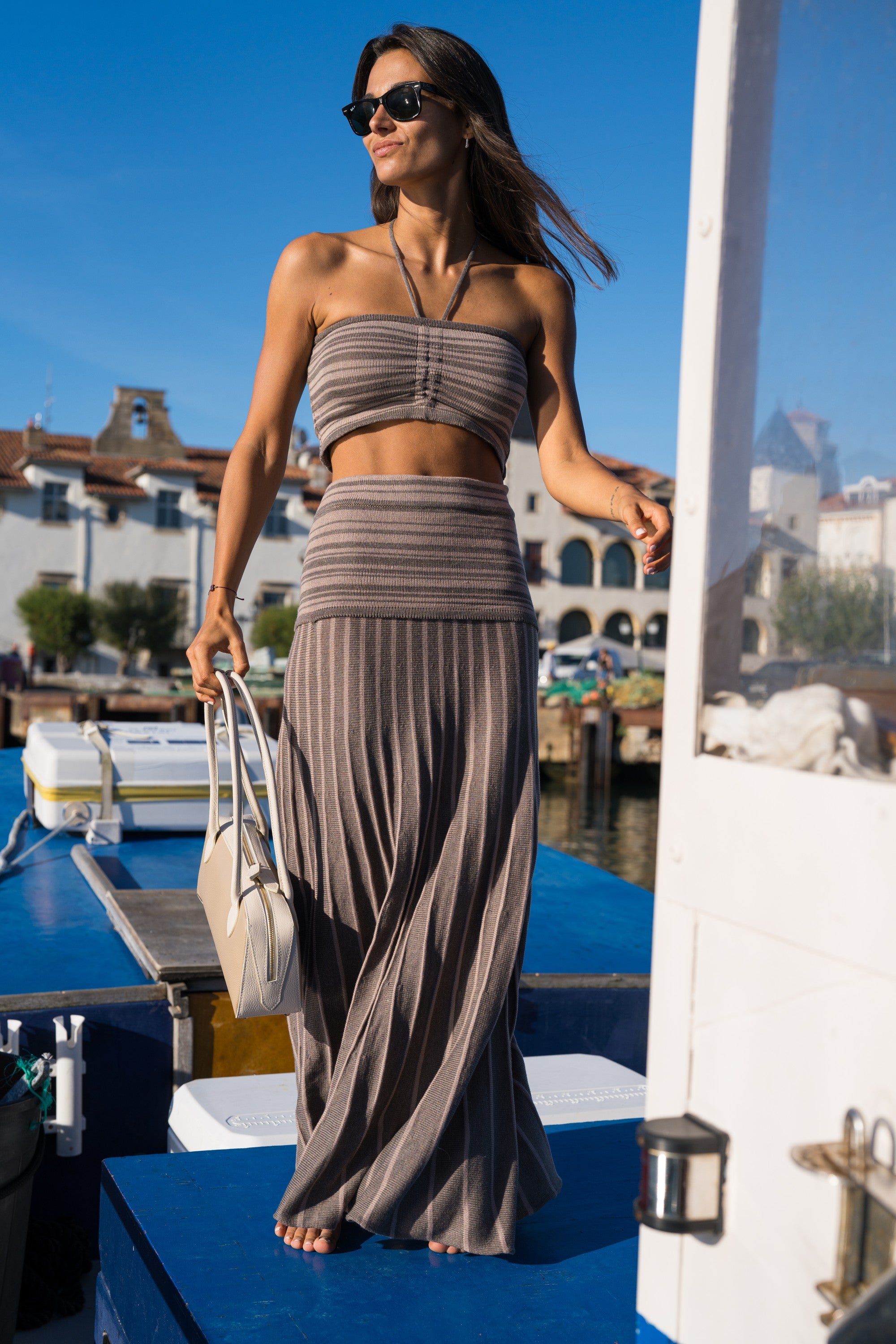 Conjunto Bahía Taupe, vista editorial