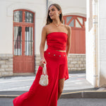 Falda larga Amaia roja, vista en movimiento